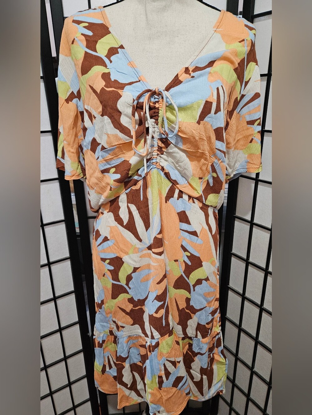 Roxy Size Large "Summertime  Feeling" Abstract Leaf Print Dress